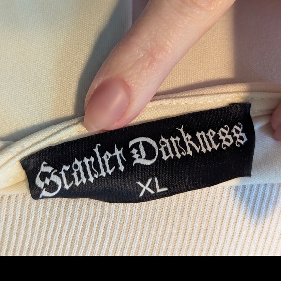 Victorian ruffle ruched top - Picture 8 of 8